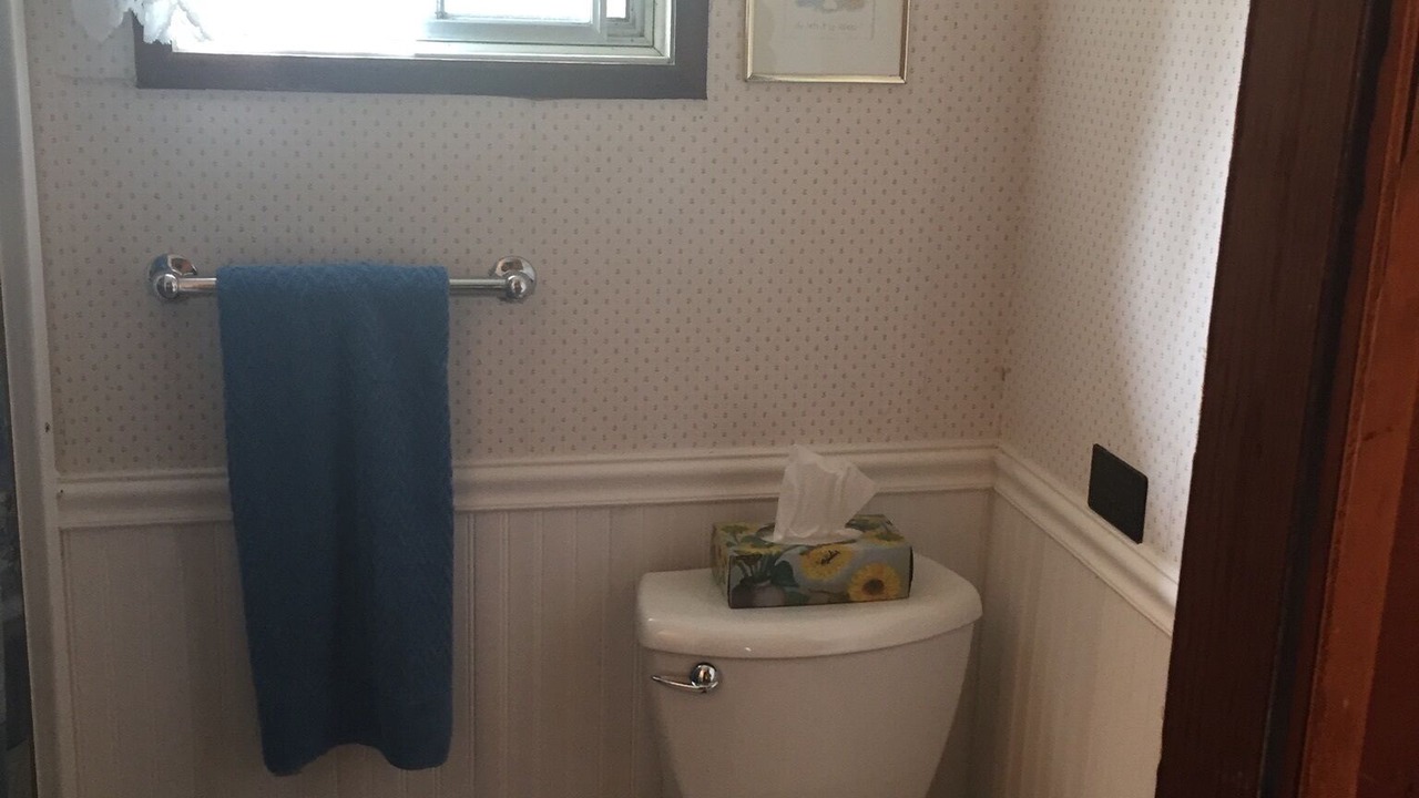 Photo of Bathroom in Leeds and the Thousand Islands