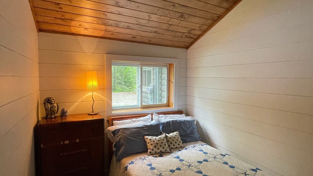 Photo of Bedroom in Gooderham