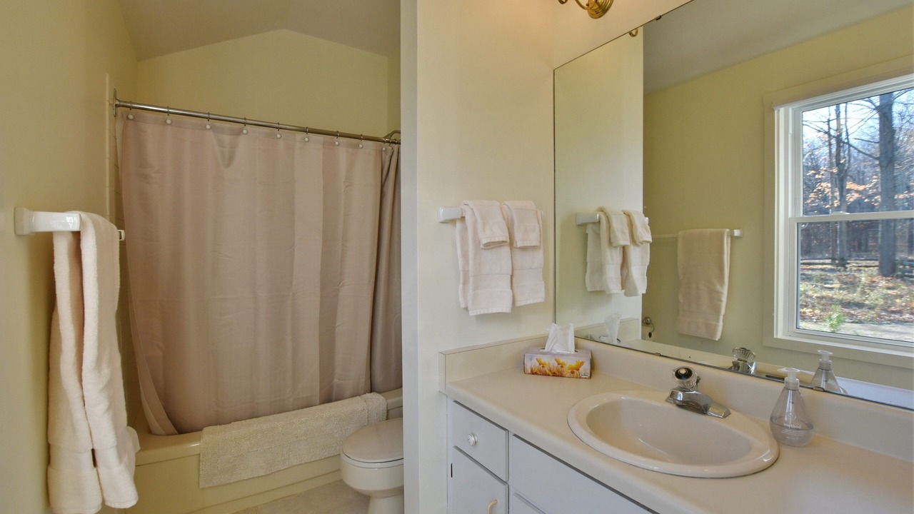 Photo of Bathroom in Mulmur