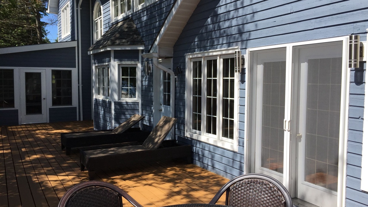 Photo of Patio Balcony in Muskoka Lakes