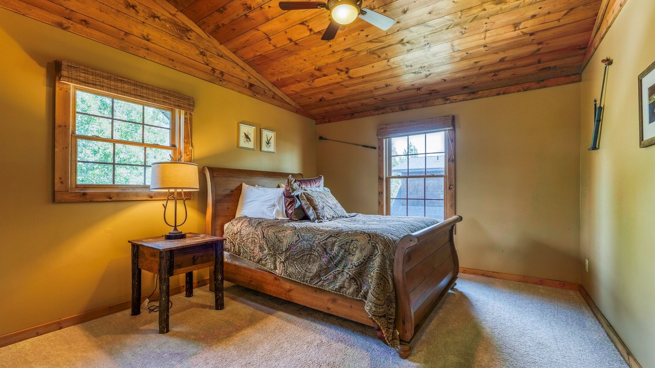 Photo of Bedroom in Bemidji