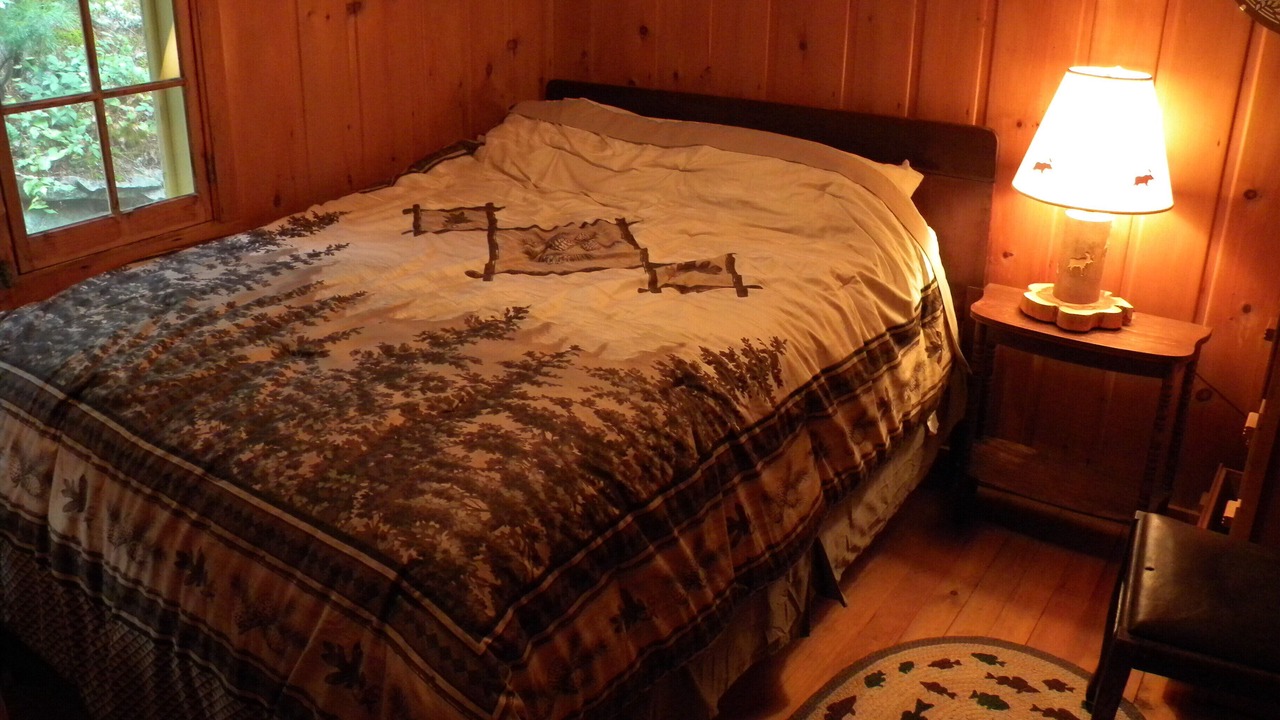 Photo of Bedroom in Crane Lake
