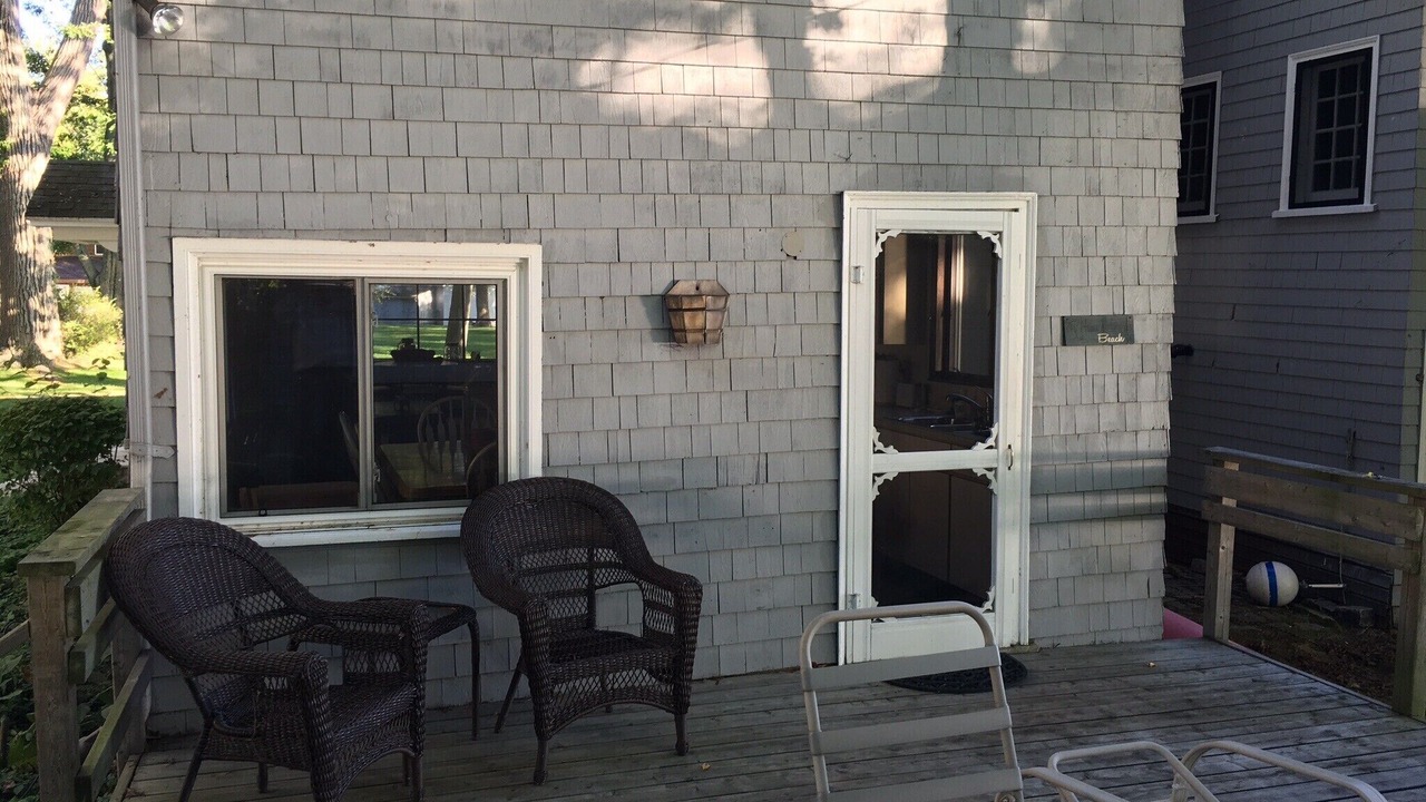 Photo of Patio Balcony in Waverly Beach