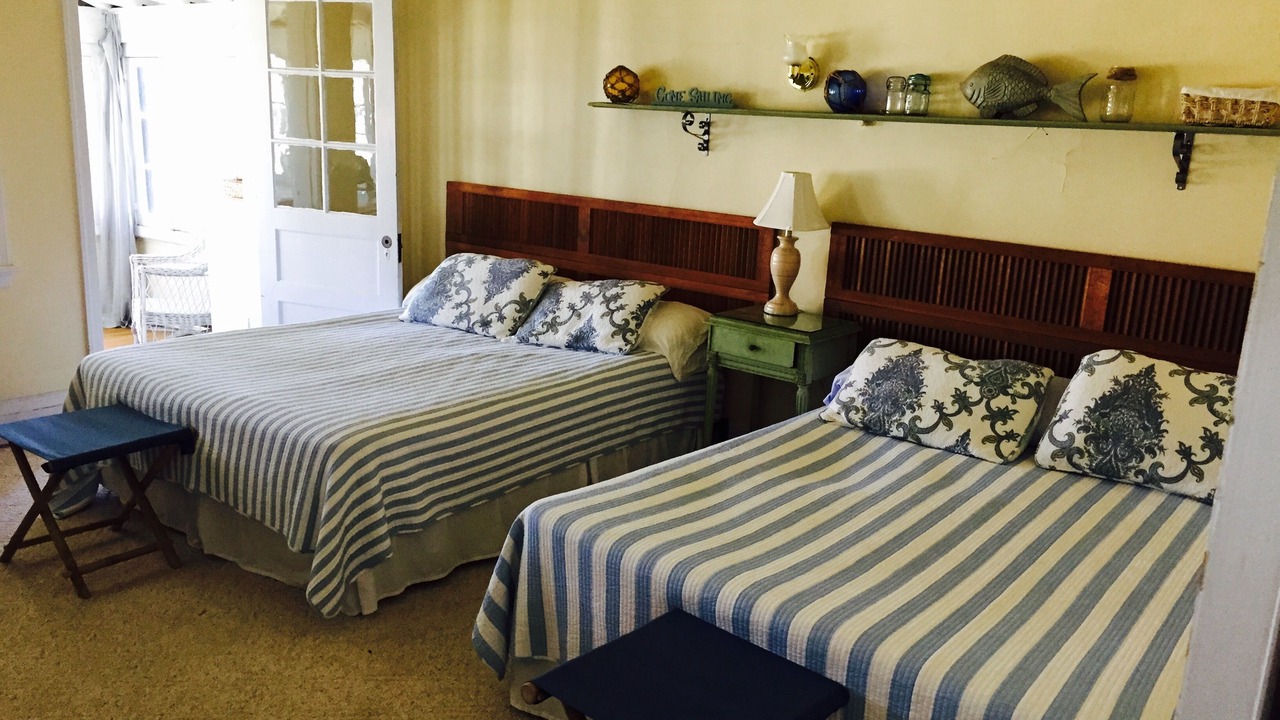 Photo of Bedroom in Waverly Beach