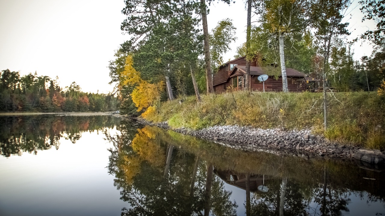 Photo of Outdoor in Crane Lake