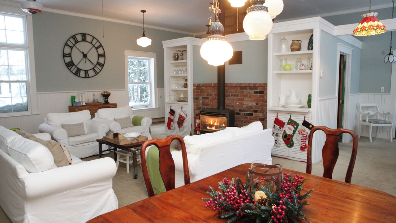 Photo of Livingroom in Meaford