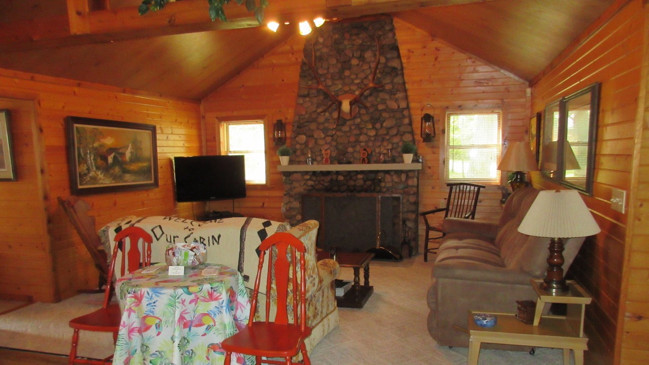 Photo of Livingroom in Aitkin