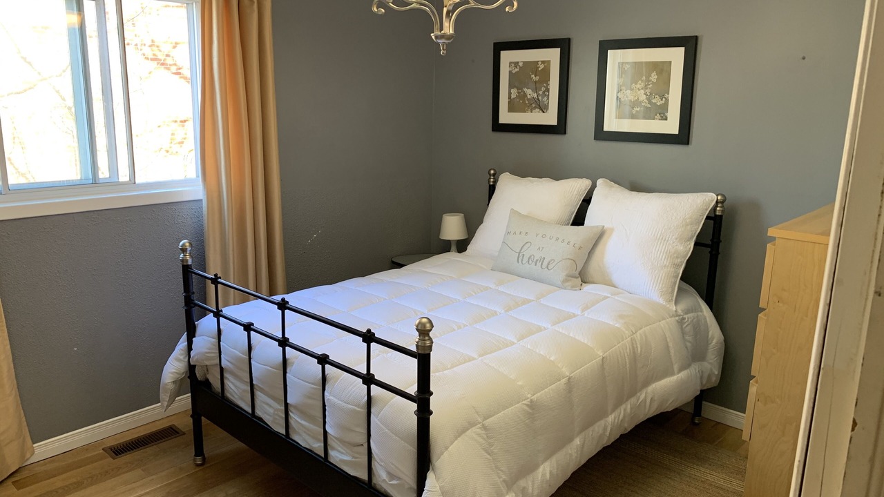Photo of Bedroom in Upper Beaches