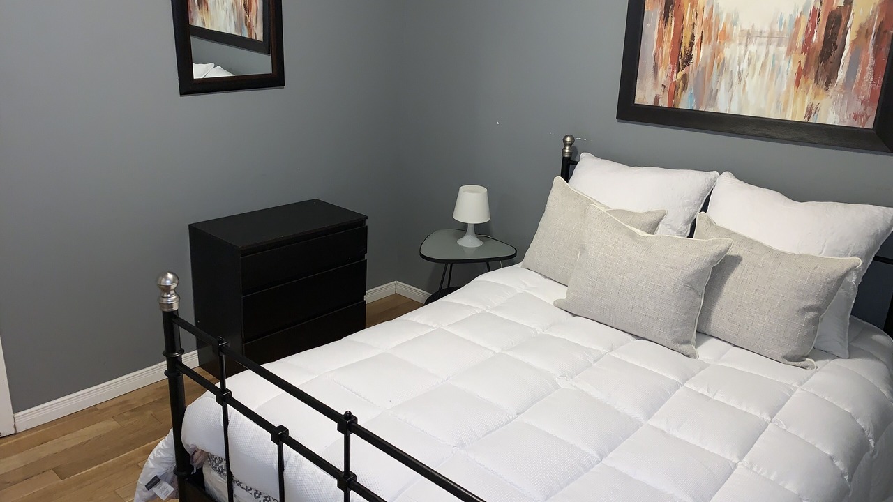 Photo of Bedroom in Upper Beaches