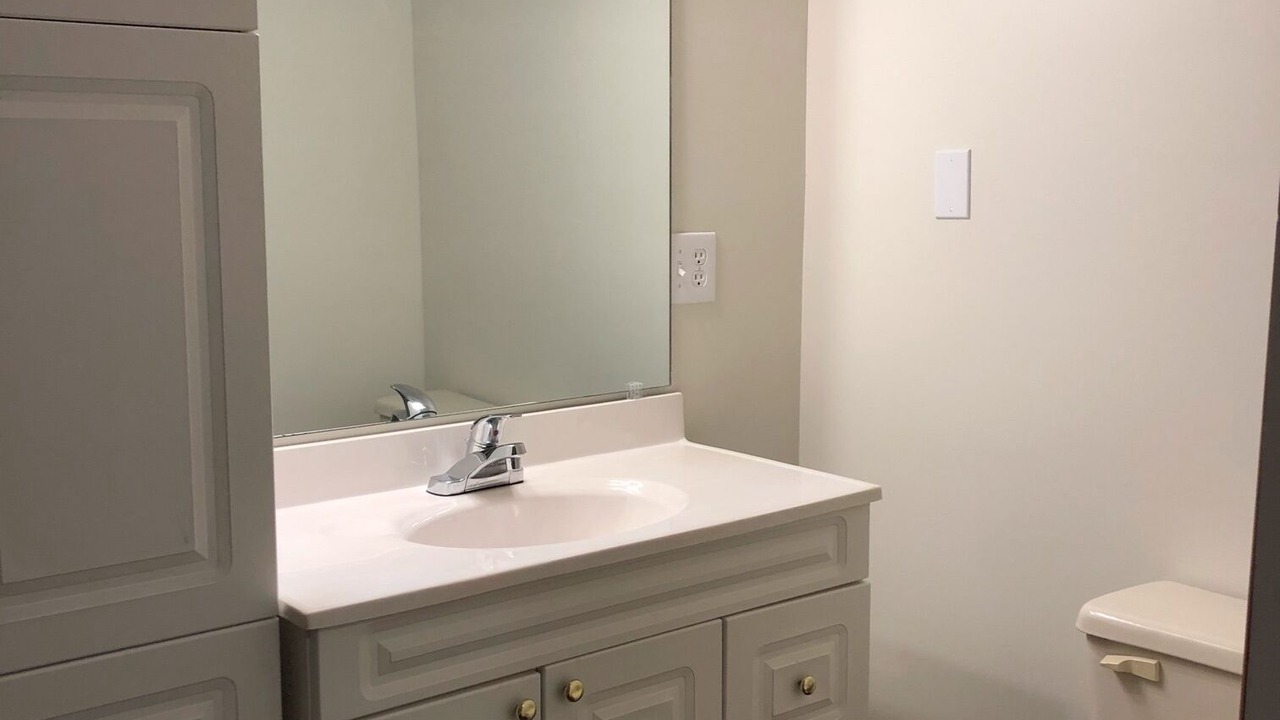Photo of Bathroom in Leeds and the Thousand Islands