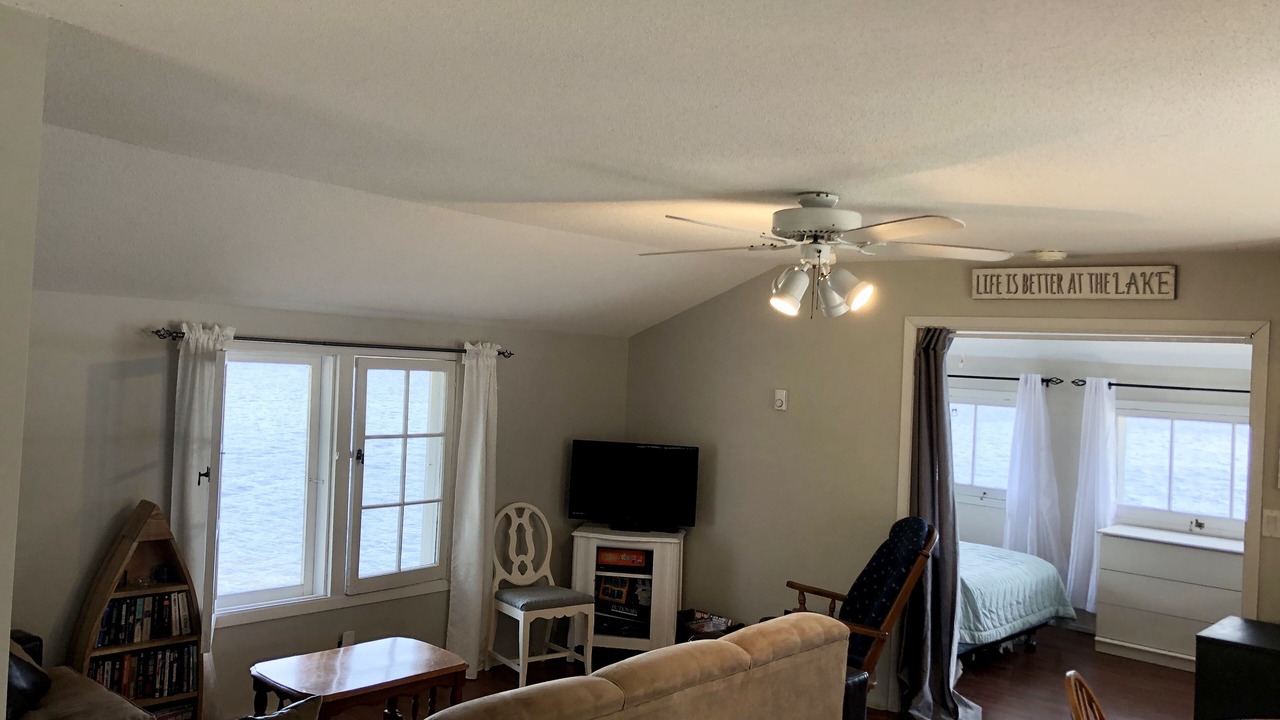 Photo of Bedroom in Leeds and the Thousand Islands