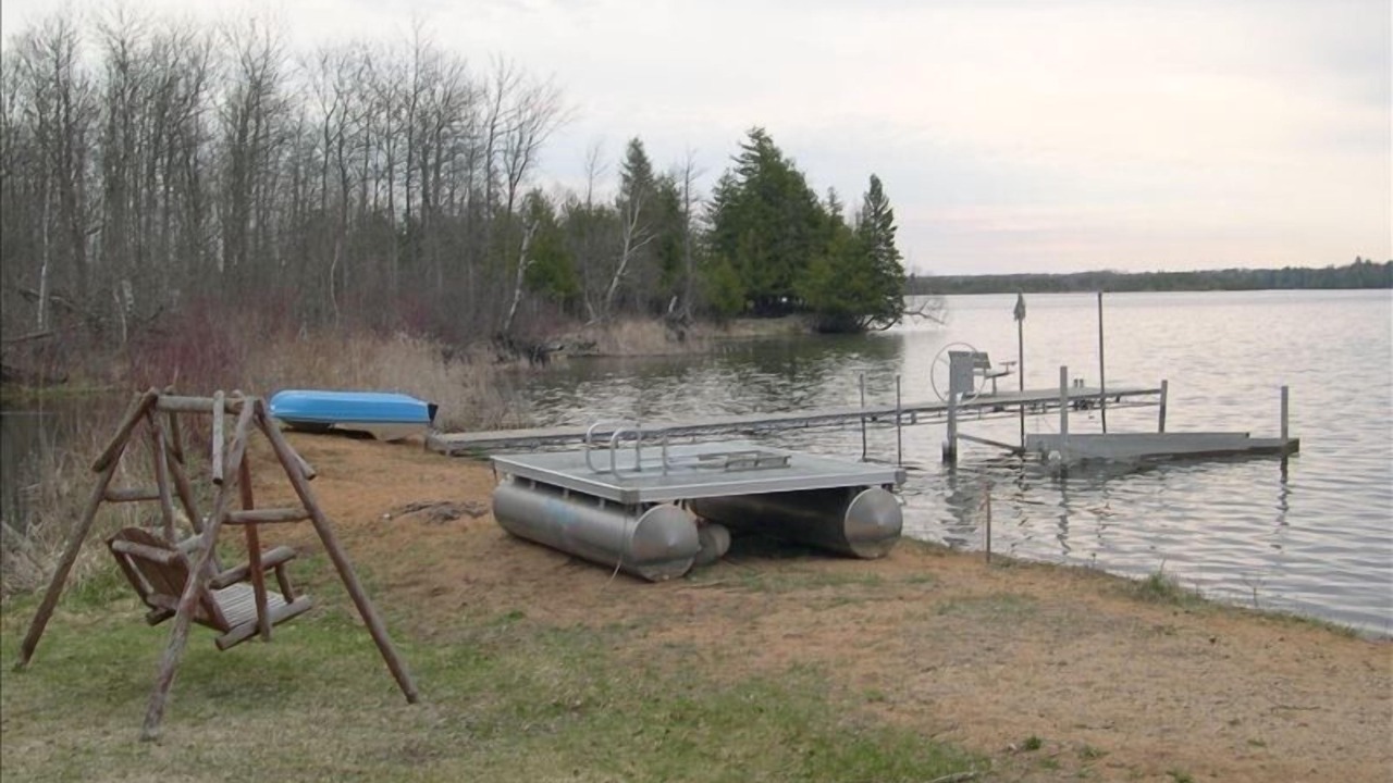 Photo of Others in Remer
