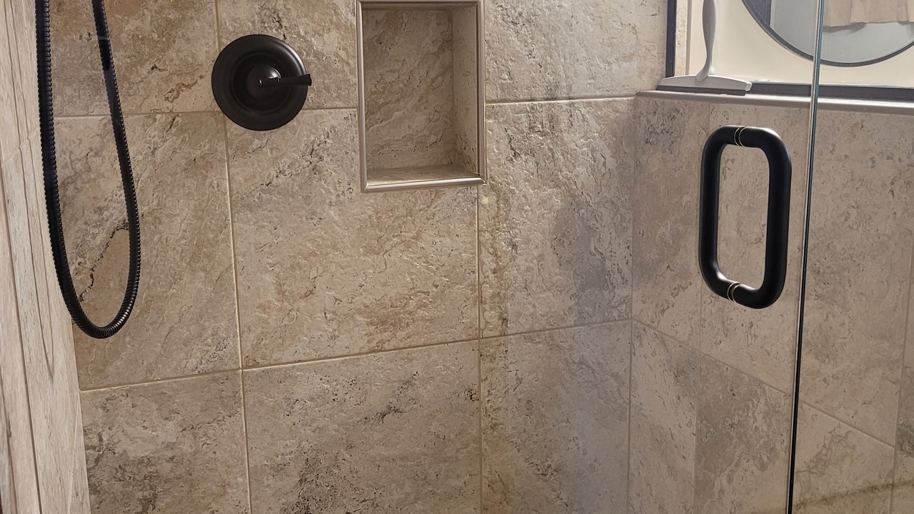 Photo of Bathroom in Deerwood
