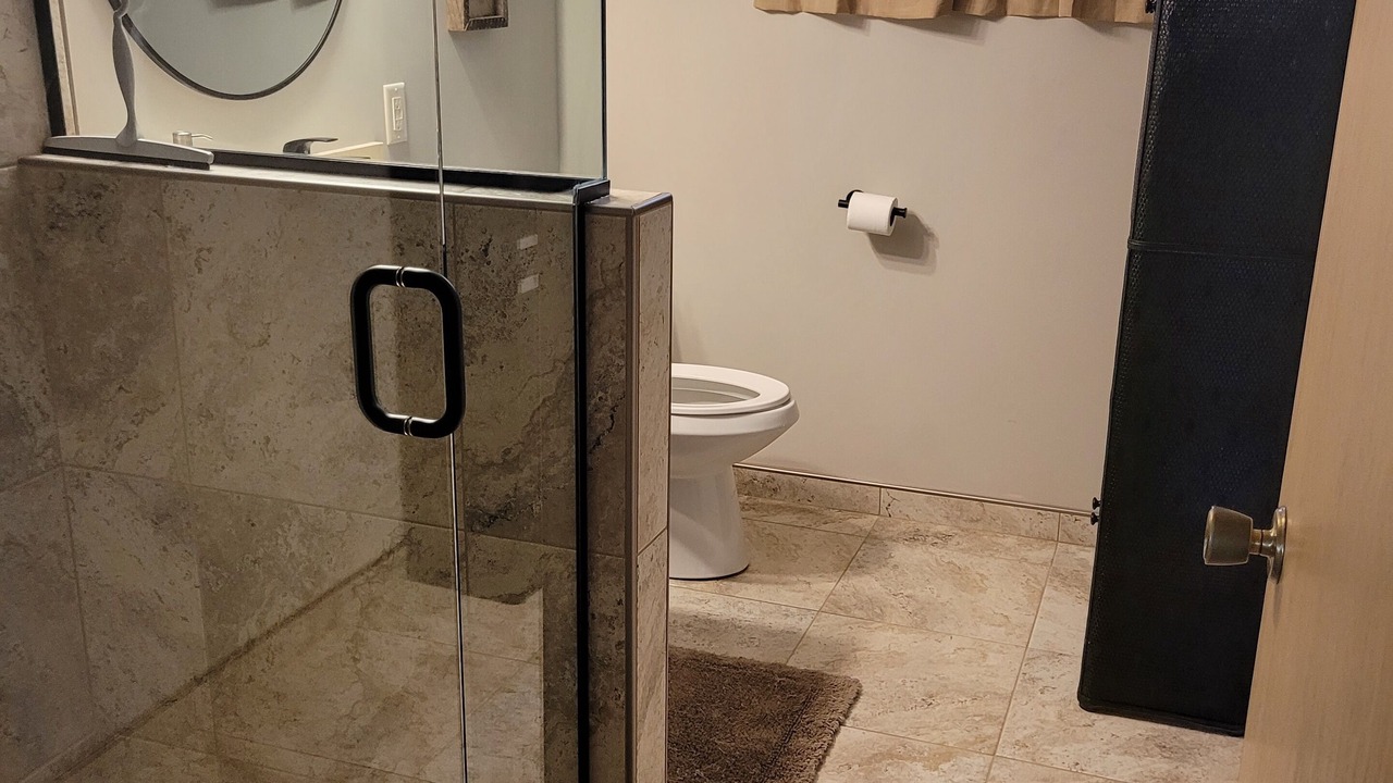 Photo of Bathroom in Deerwood