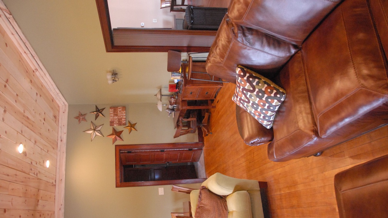 Photo of Livingroom in Osage