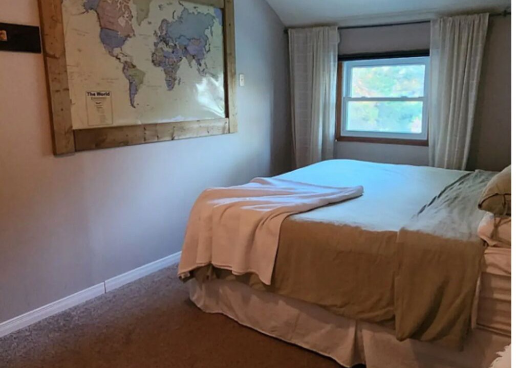 Photo of Bedroom in Town of Essex