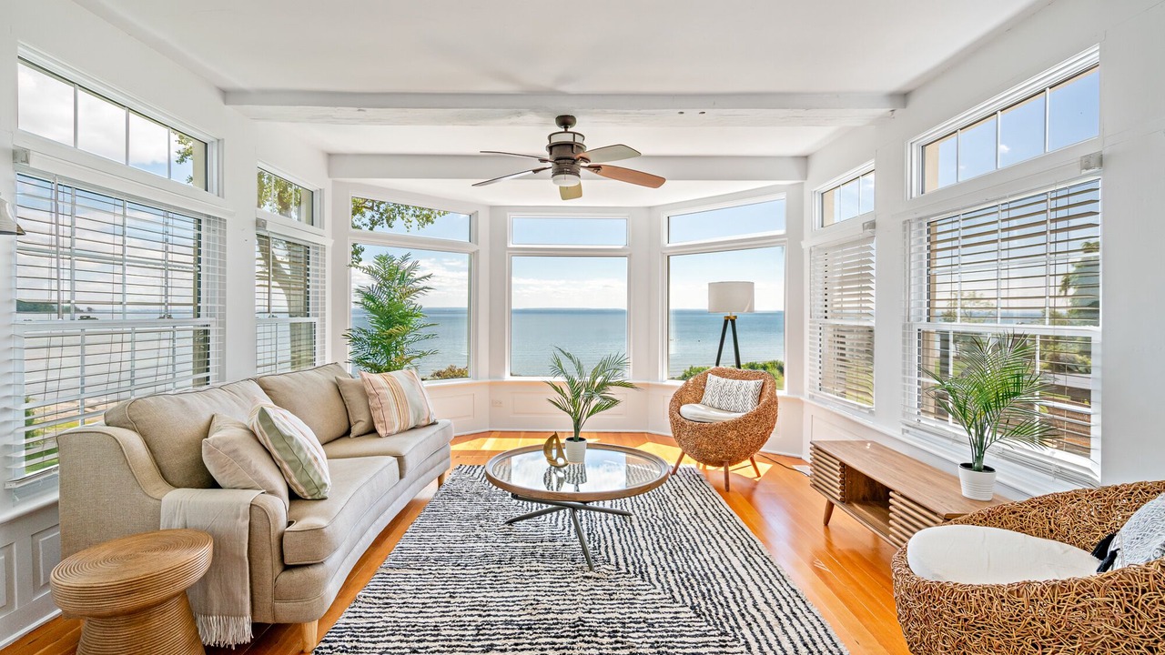 Photo of Livingroom in Ridgeway