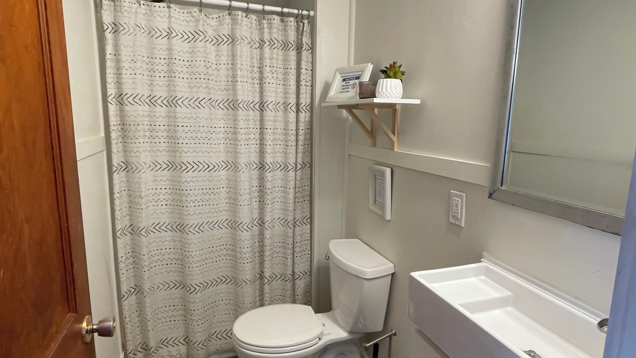 Photo of Bathroom in Leeds and the Thousand Islands