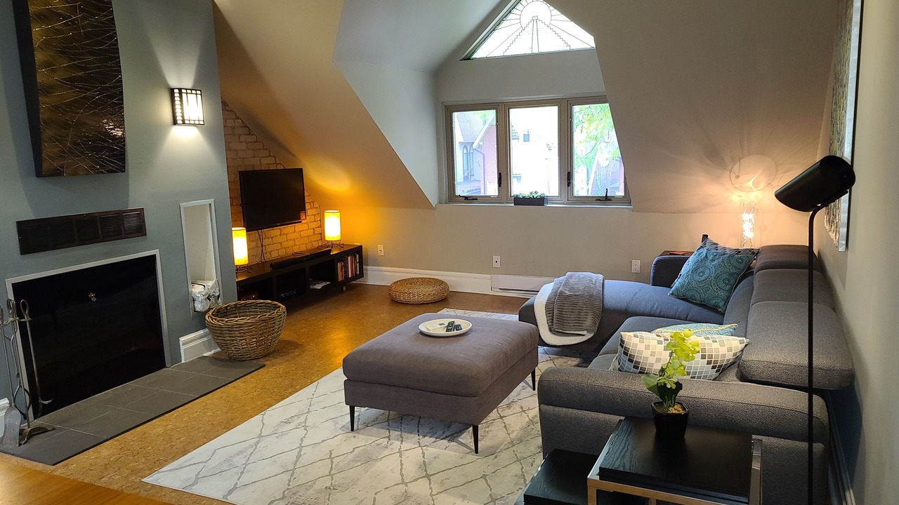 Photo of Livingroom in Garden District