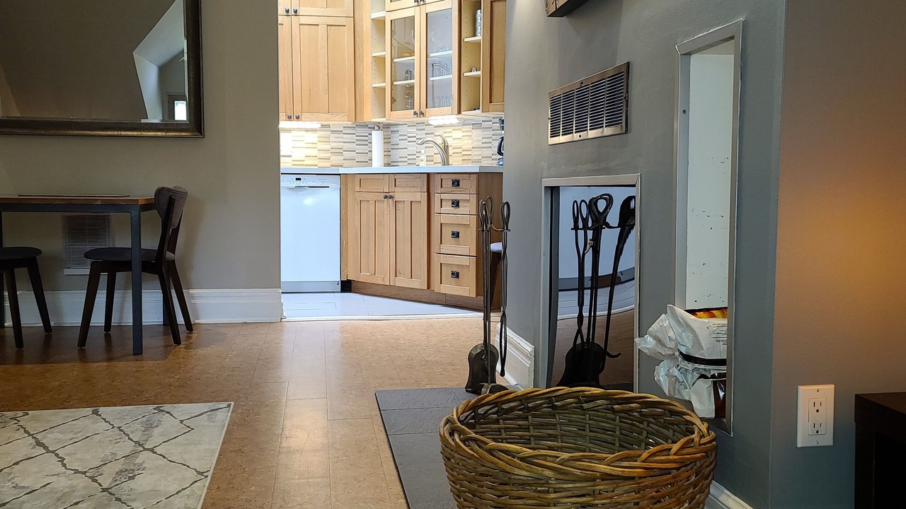 Photo of Bedroom in Garden District