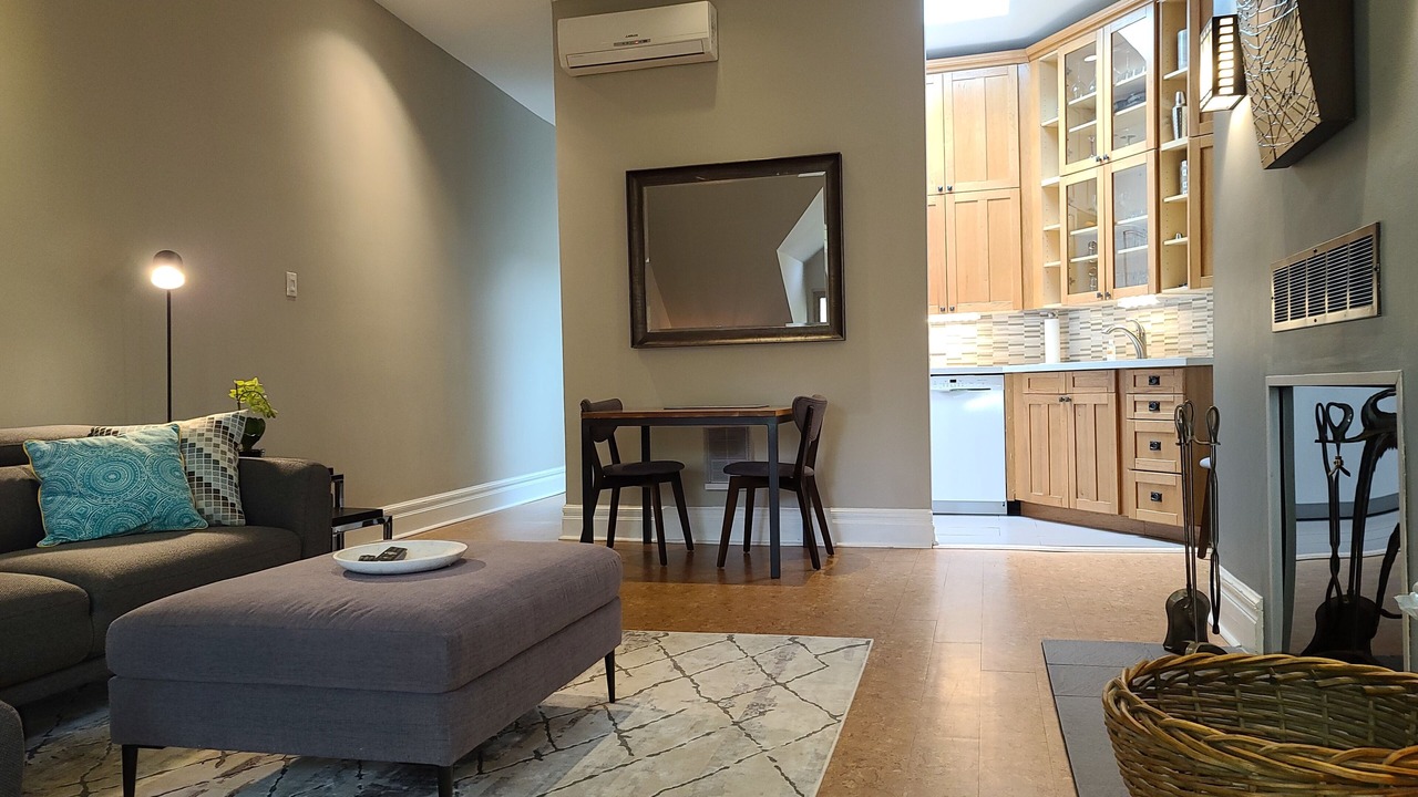 Photo of Bedroom in Garden District