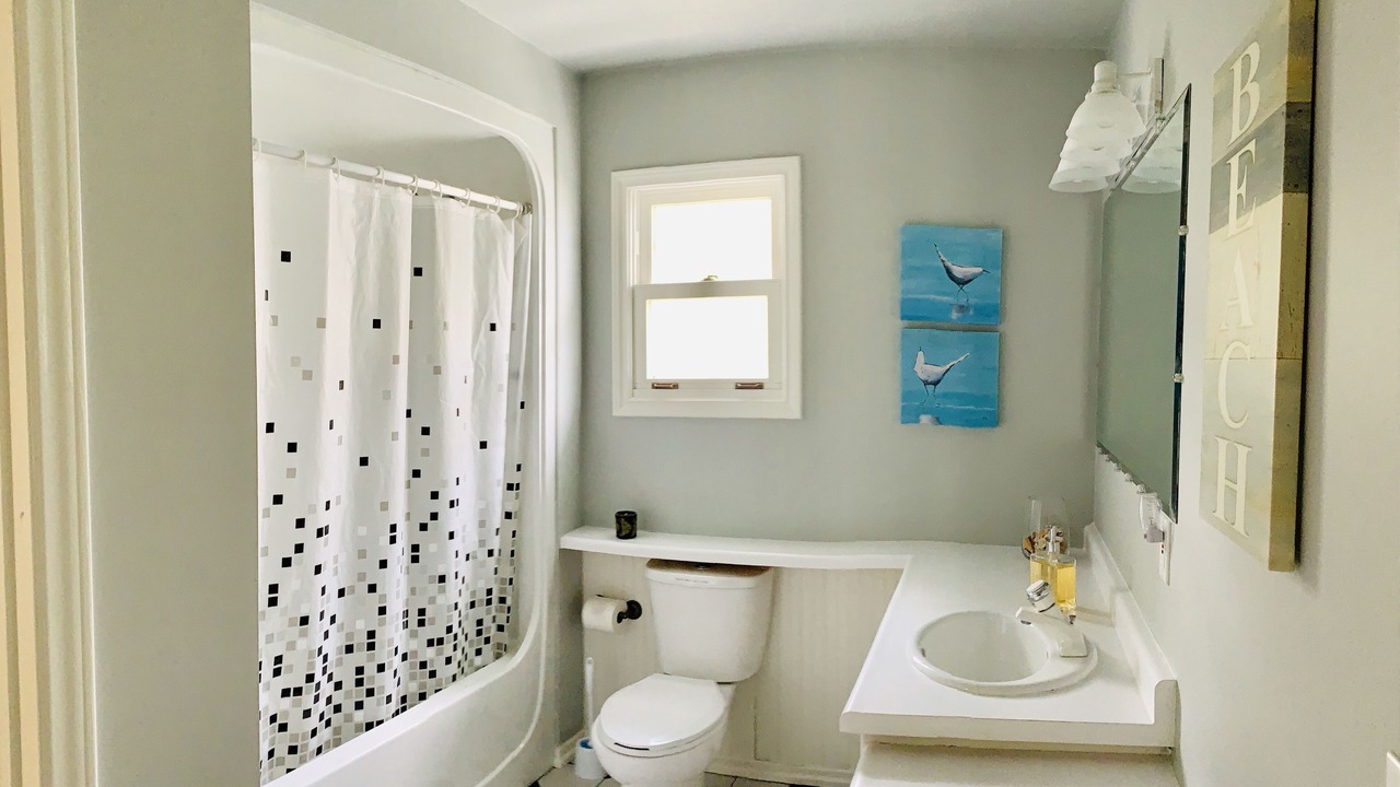 Photo of Bathroom in Wainfleet