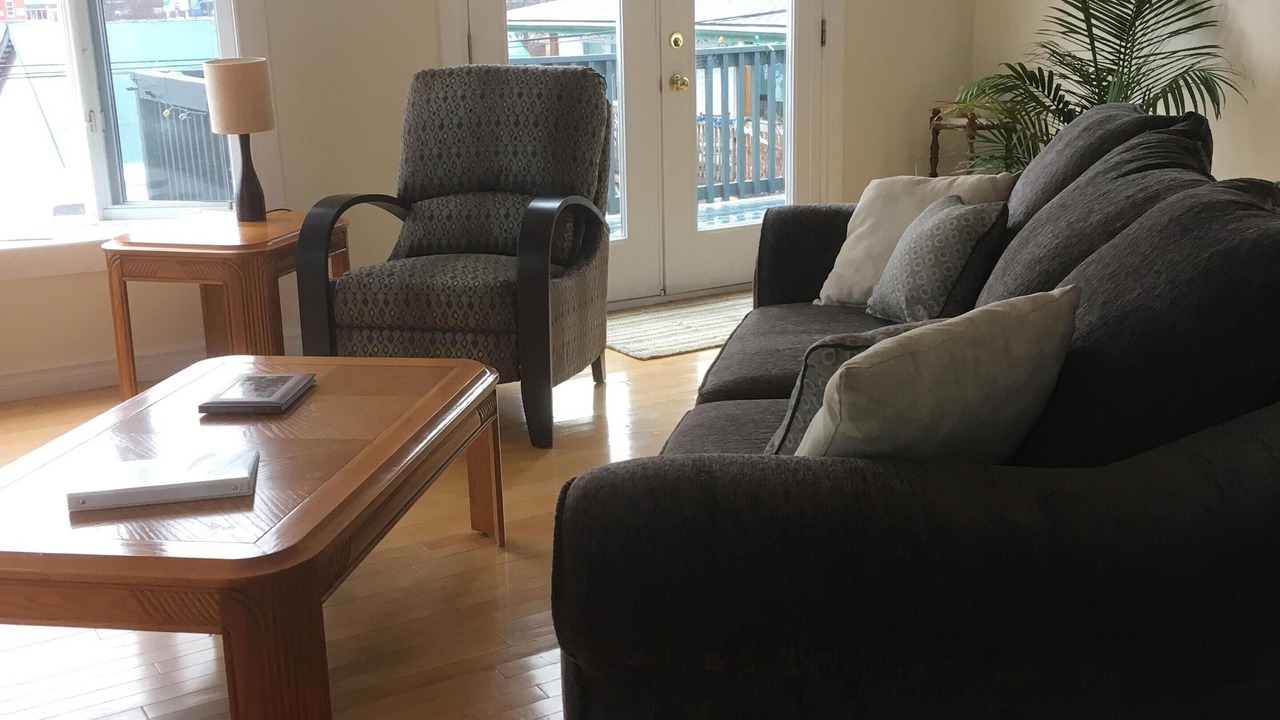 Photo of Livingroom in Gananoque