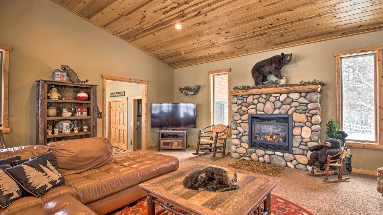 Photo of Livingroom in Emily