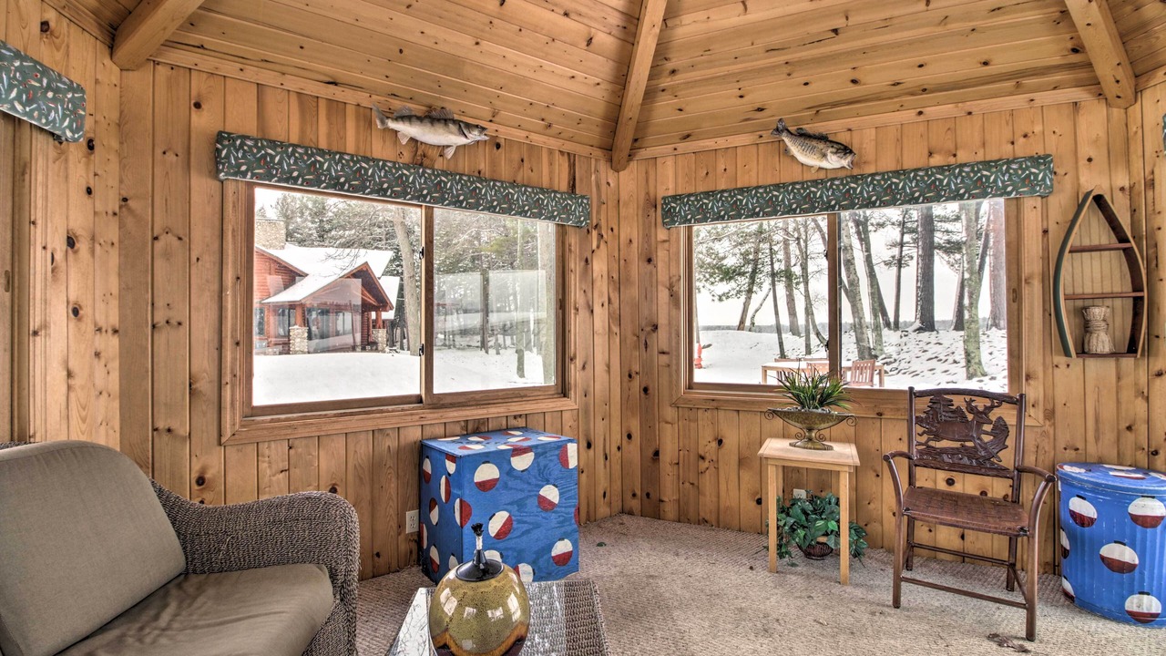 Photo of Livingroom in Emily