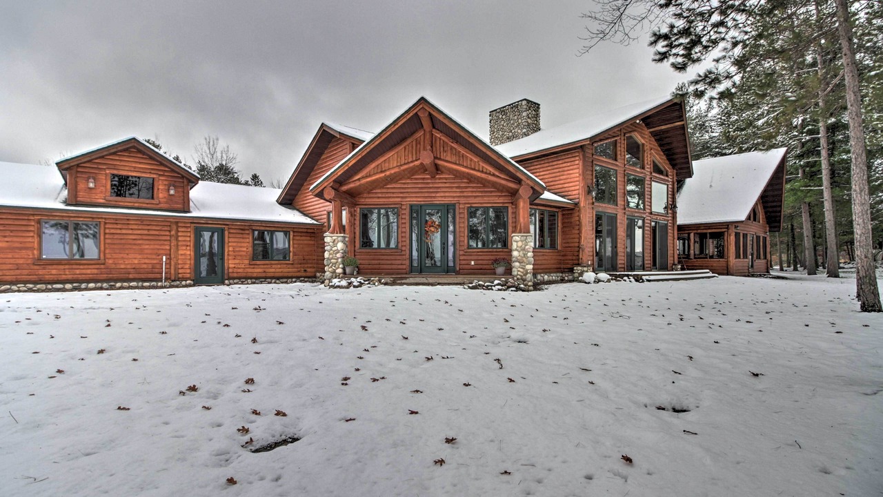 Photo of Outdoor in Emily