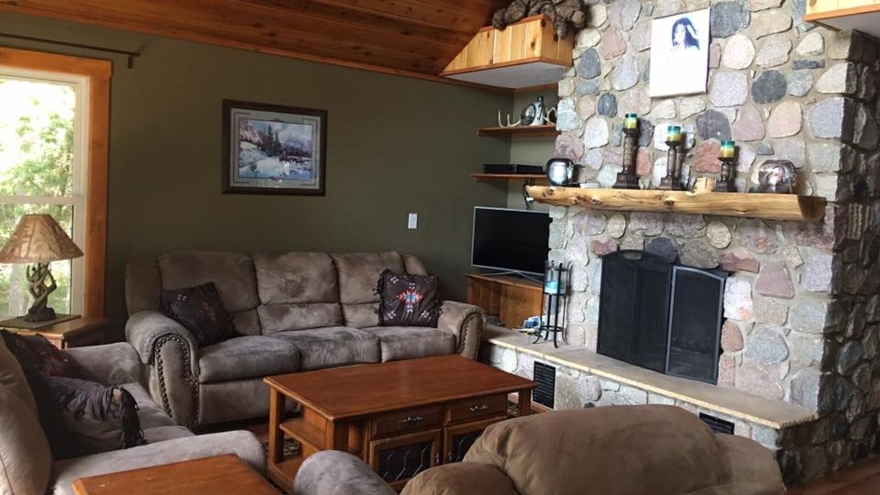 Photo of Livingroom in Crosslake