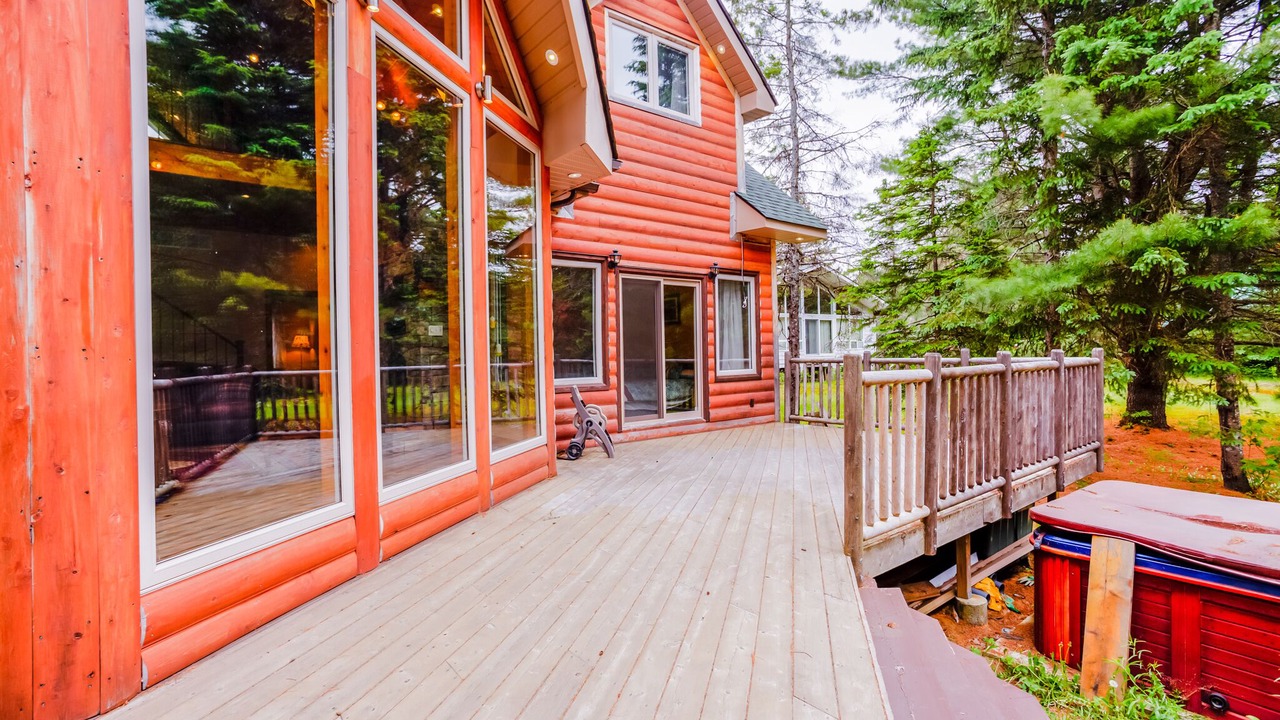 Photo of Patio Balcony in Bracebridge