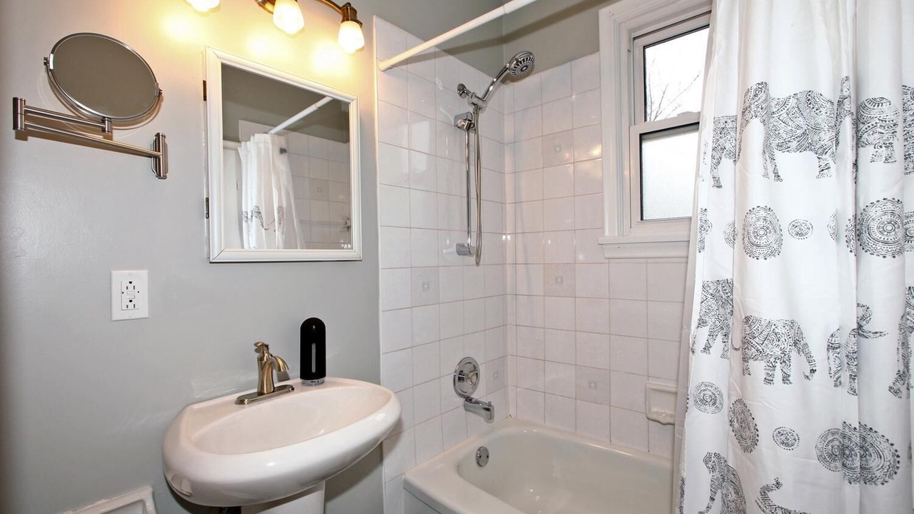 Photo of Bathroom in Niagara-on-the-Lake