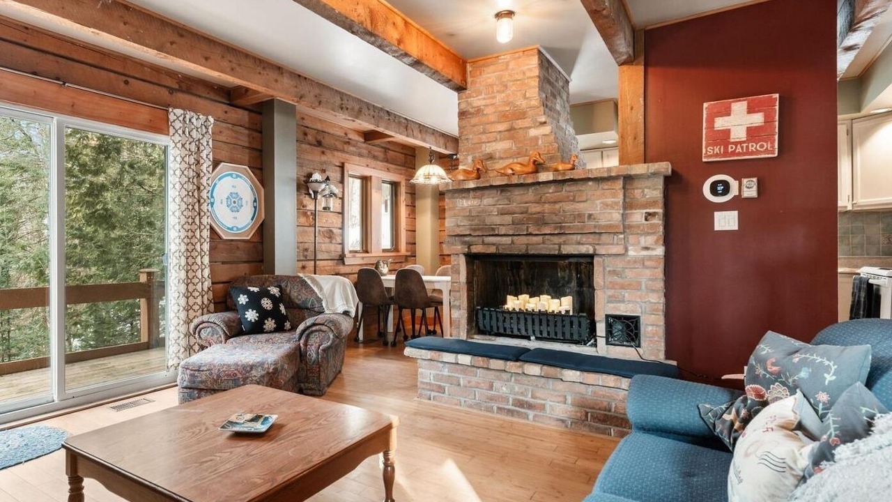 Photo of Livingroom in Eagle Lake