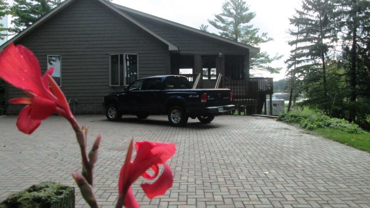 Photo of Others in Pine Brook