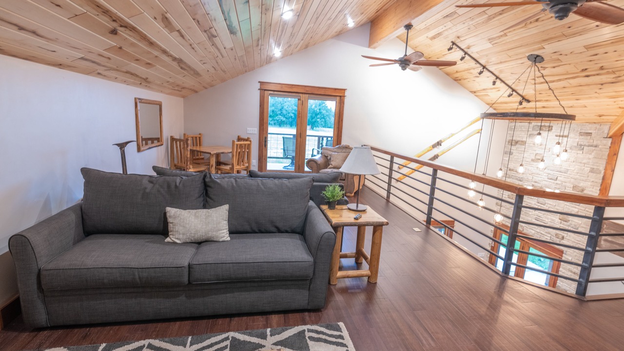 Photo of Livingroom in Remer