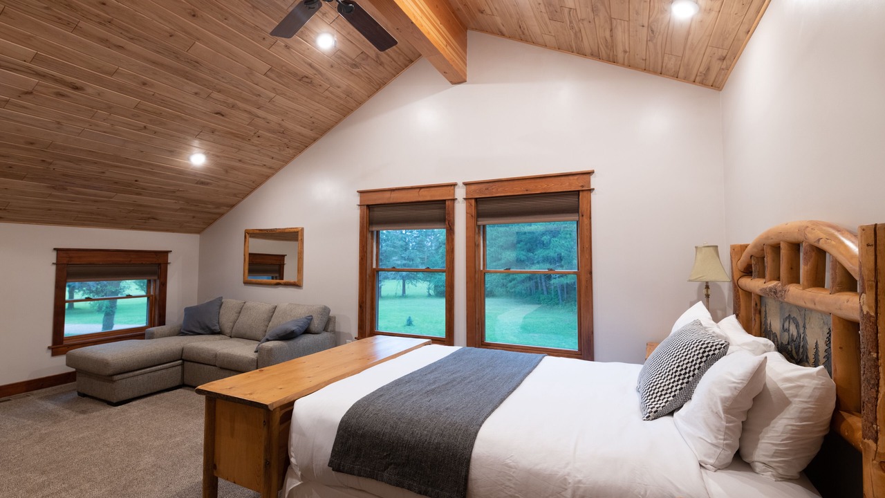 Photo of Bedroom in Remer