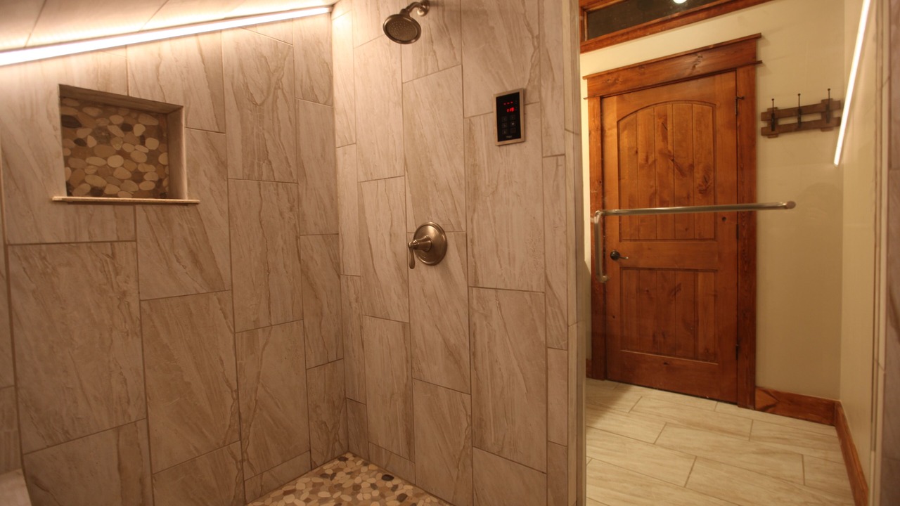 Photo of Bathroom in Remer