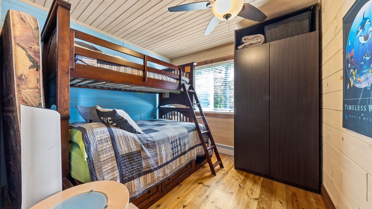 Photo of Bedroom in Big Chute