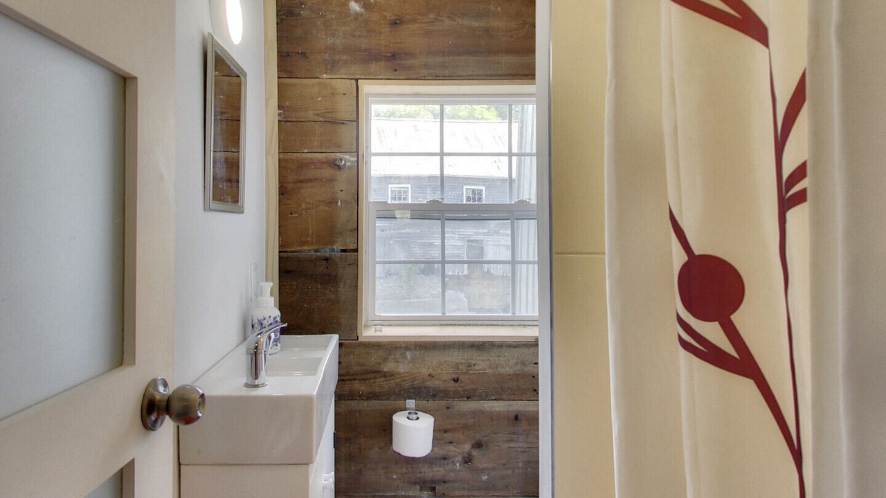 Photo of Bathroom in Quinte West