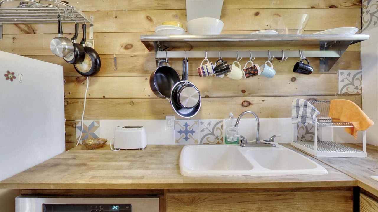 Photo of Kitchen in Quinte West