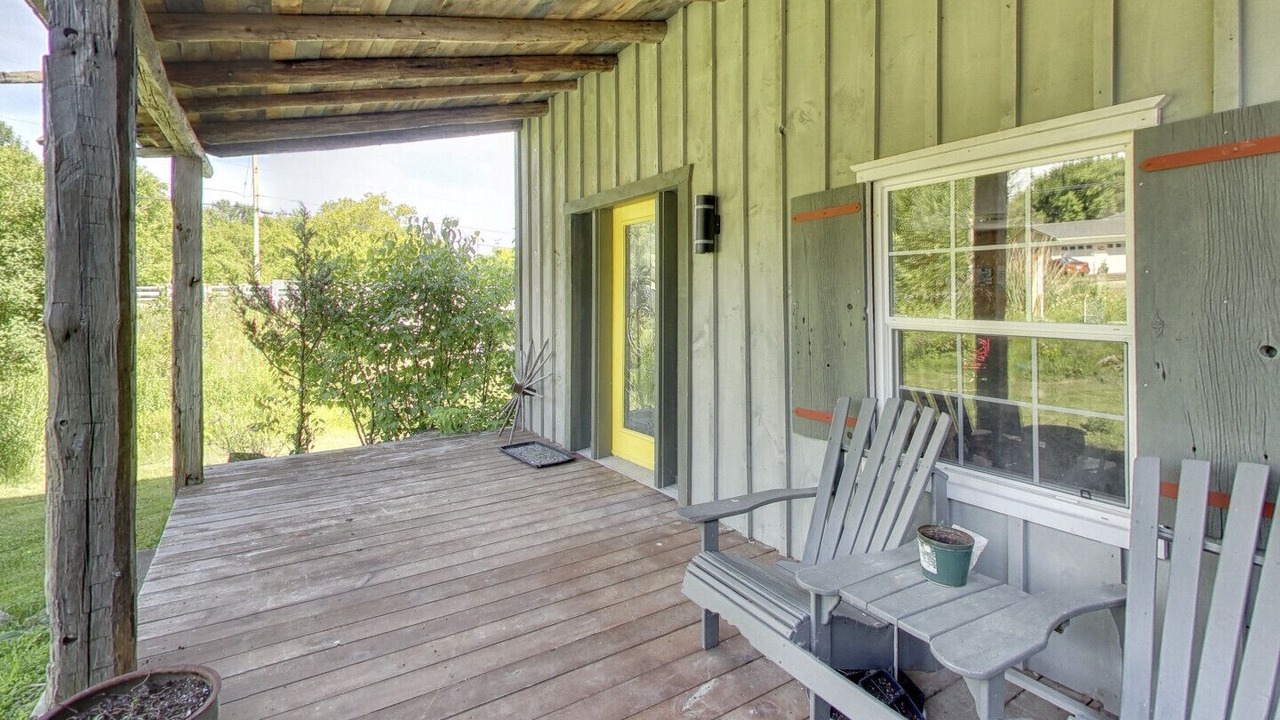 Photo of Patio Balcony in Quinte West