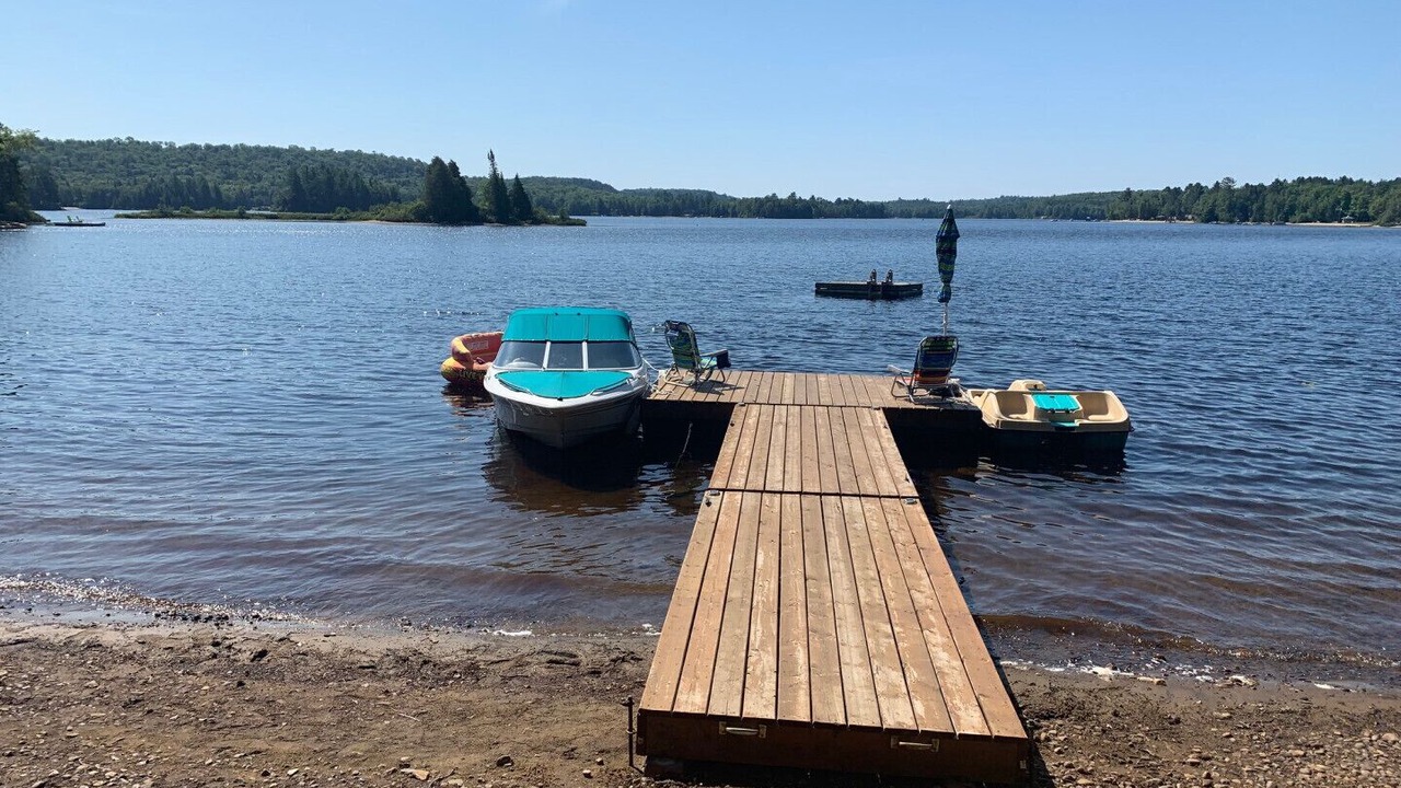 Photo of Others in Algonquin Highlands