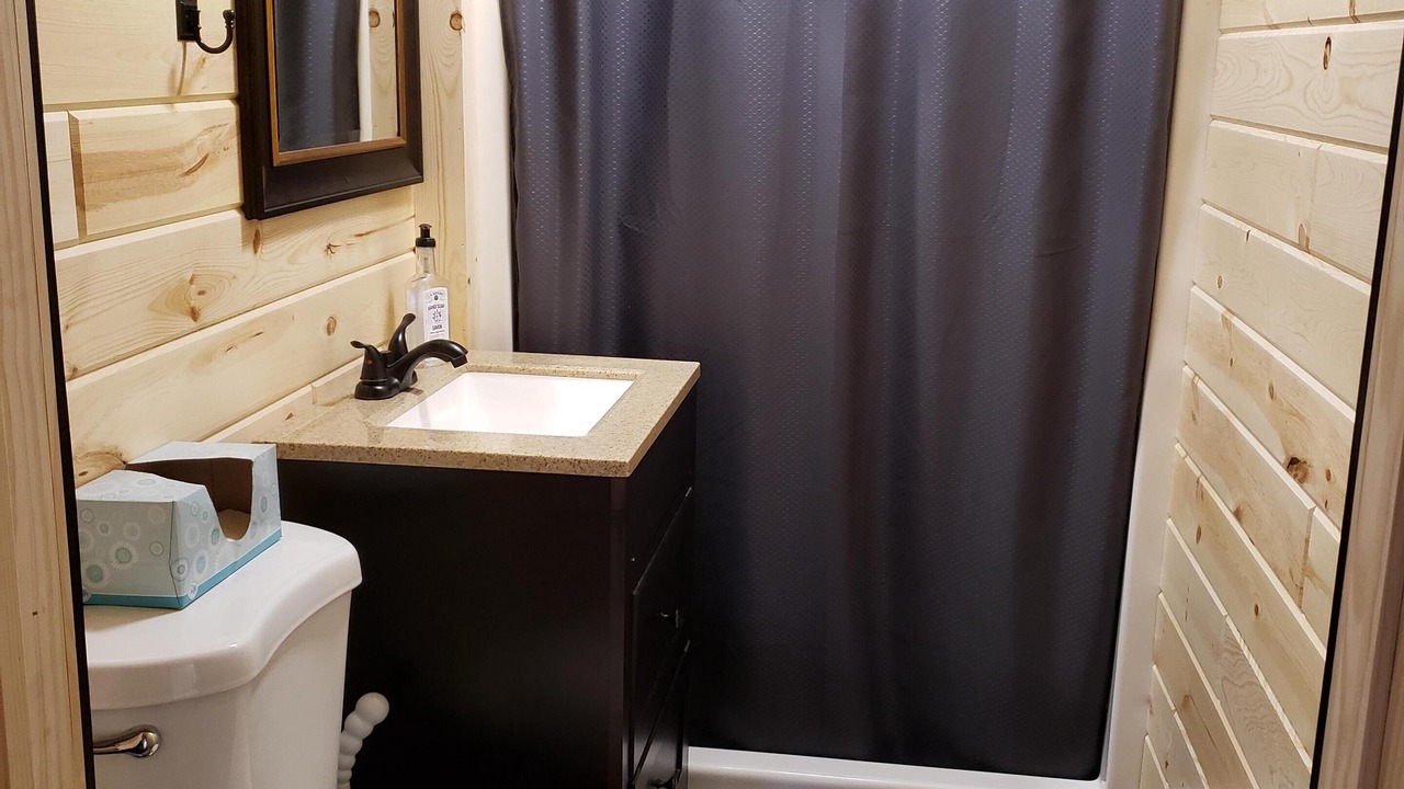Photo of Bathroom in International Falls