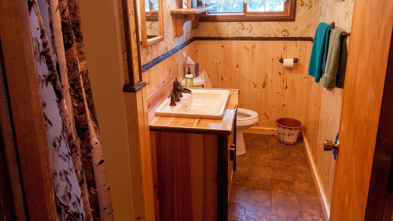 Photo of Bathroom in Cook