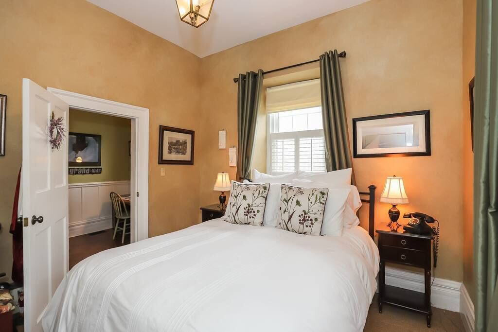 Photo of Bedroom in Old Town Historic District