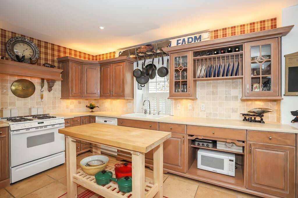 Photo of Kitchen in Old Town Historic District