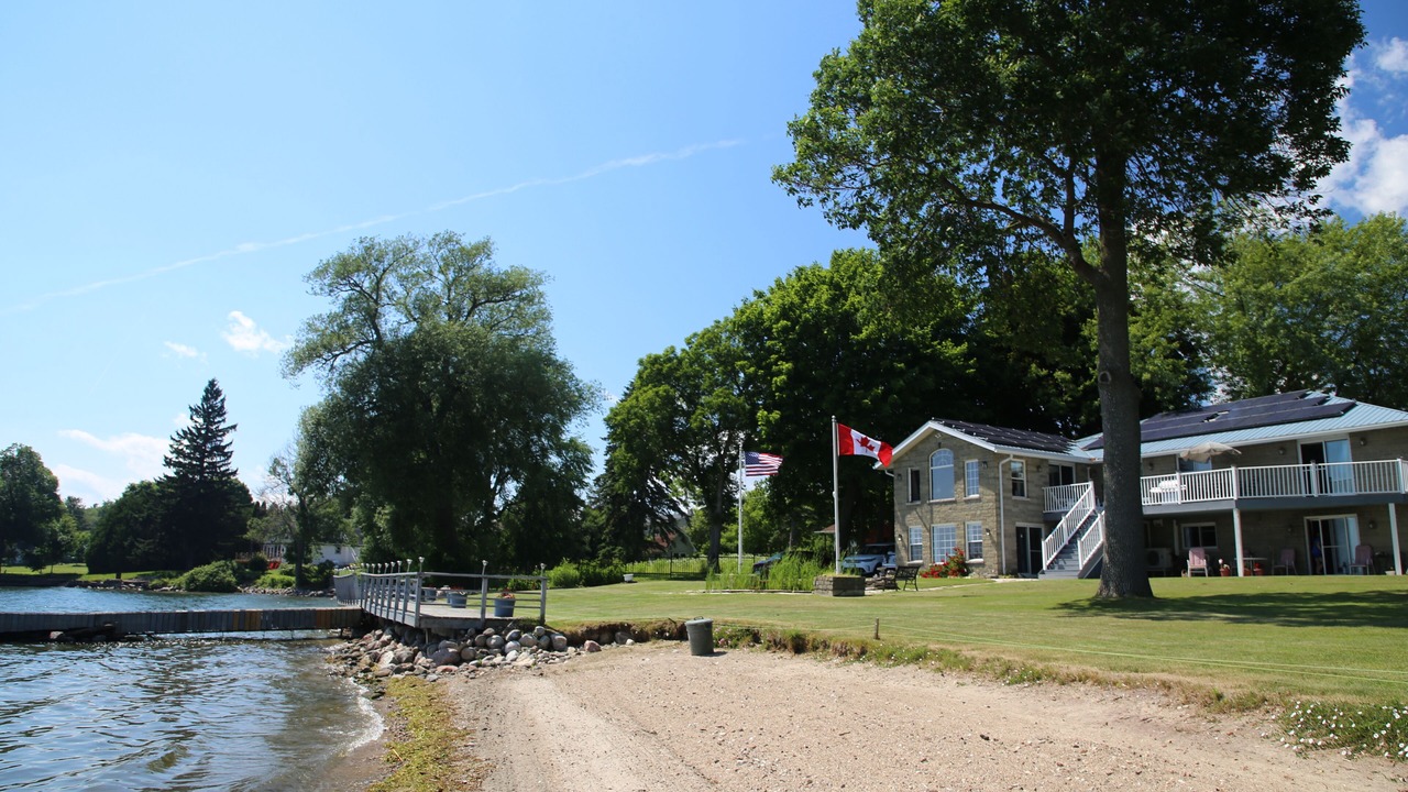 Photo of Others in Leeds and the Thousand Islands
