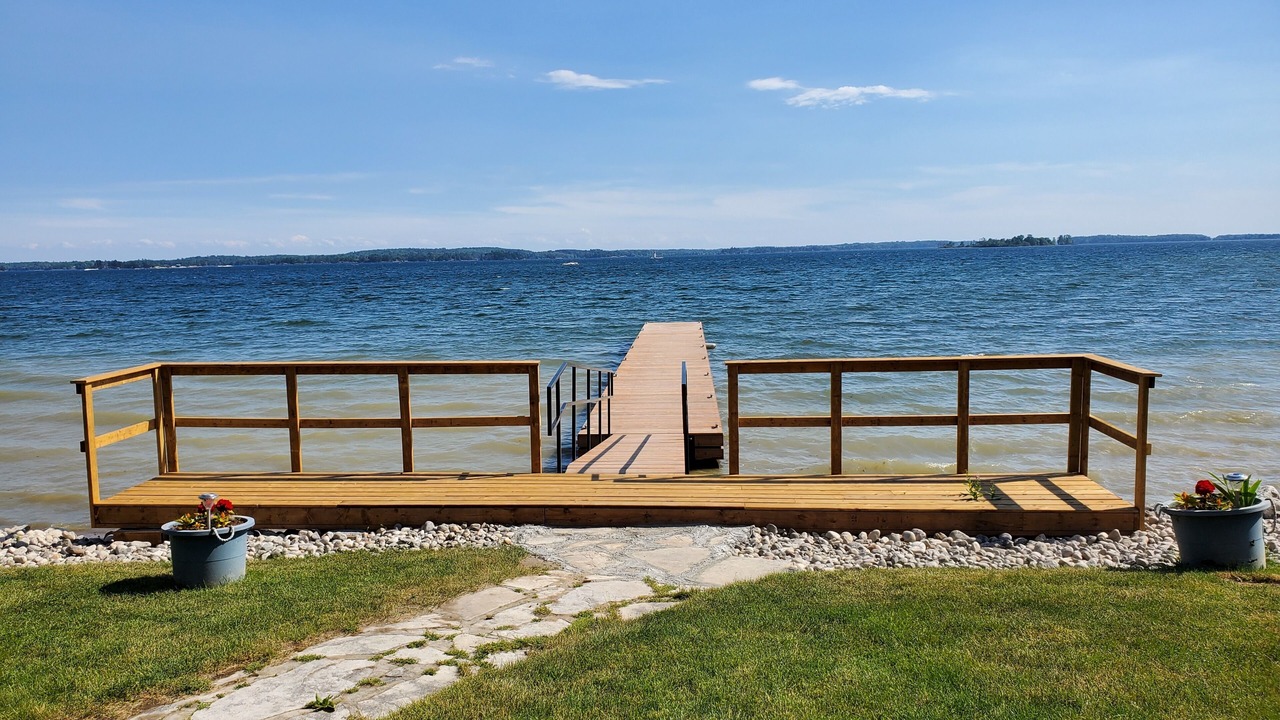 Photo of Outdoor in Leeds and the Thousand Islands