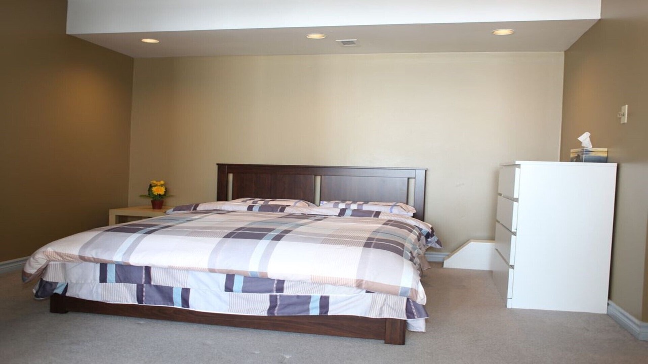 Photo of Bedroom in Leeds and the Thousand Islands